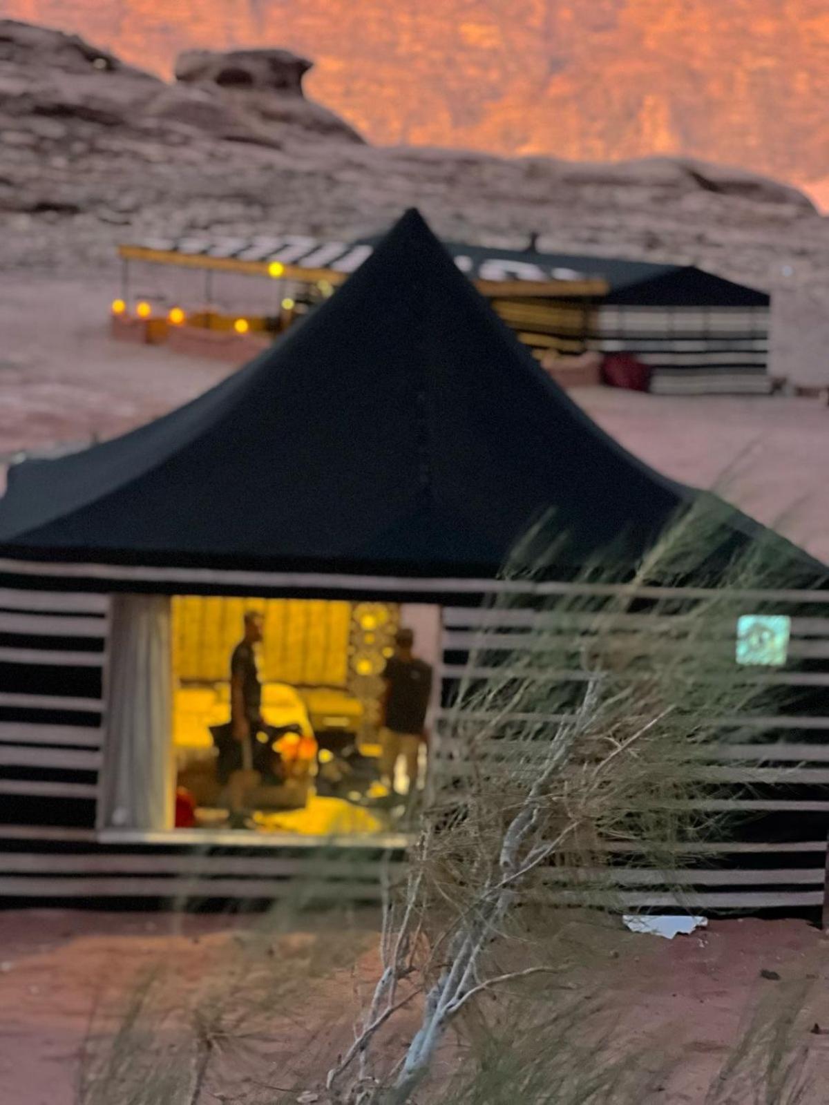 Rum Solaris Bubbles Camp Hotel Wadi Rum Exterior foto